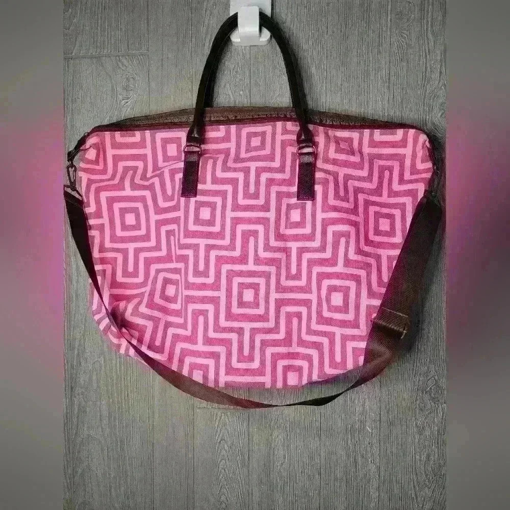 Lulu Dharma Tote Weekender Overnight Duffle Travel Carry On Shoulder Strap.